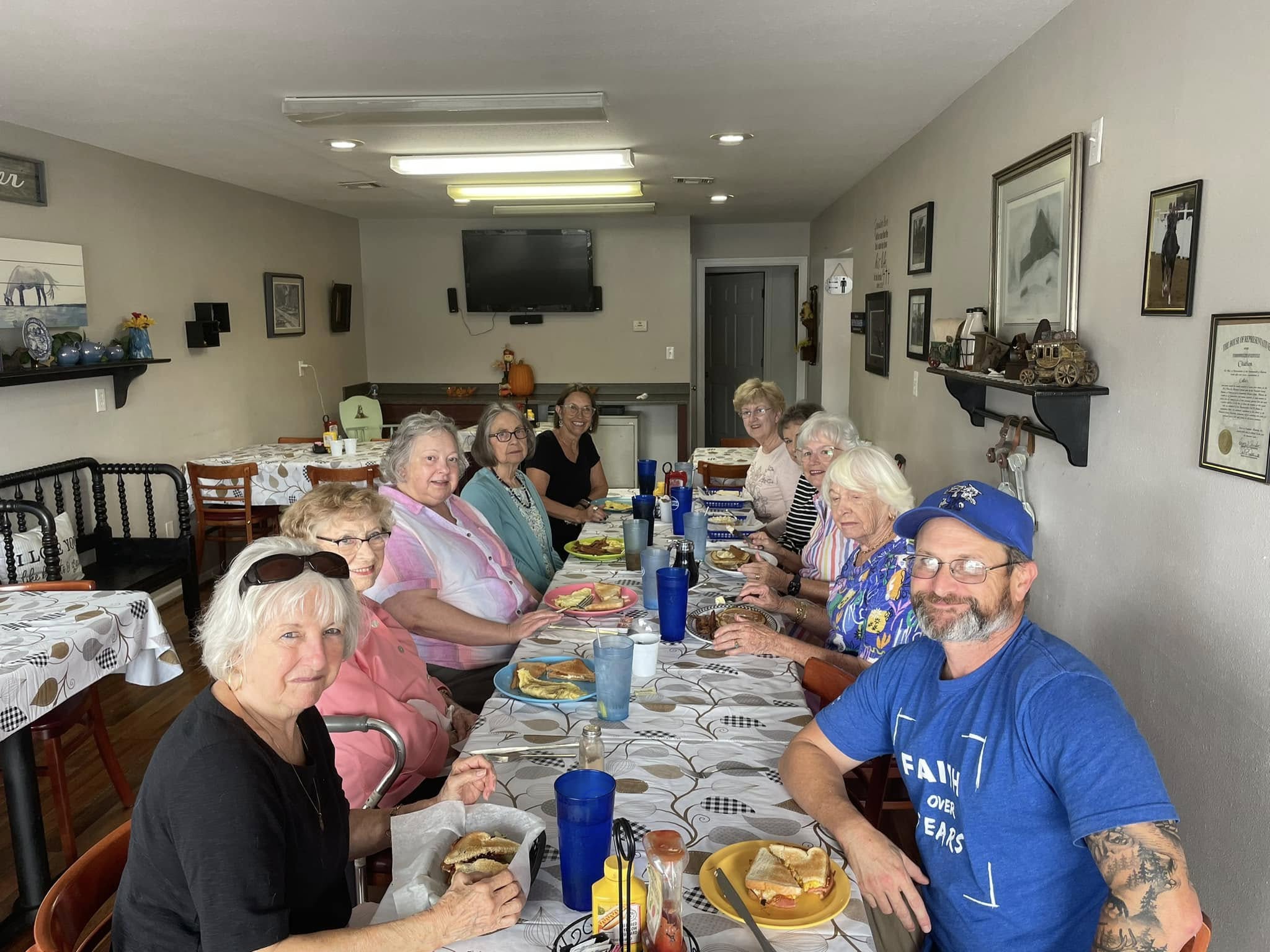Anna's Friends sharing a meal